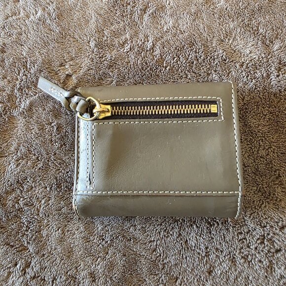Dooney & Bourke Smooth Leather Small Flap Wallet Taupe Trifold Logo Plate Zip - Picture 3 of 14